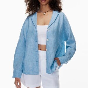 Wilfred Aritzia top small S blue linen button up relaxed coastal oversized shirt